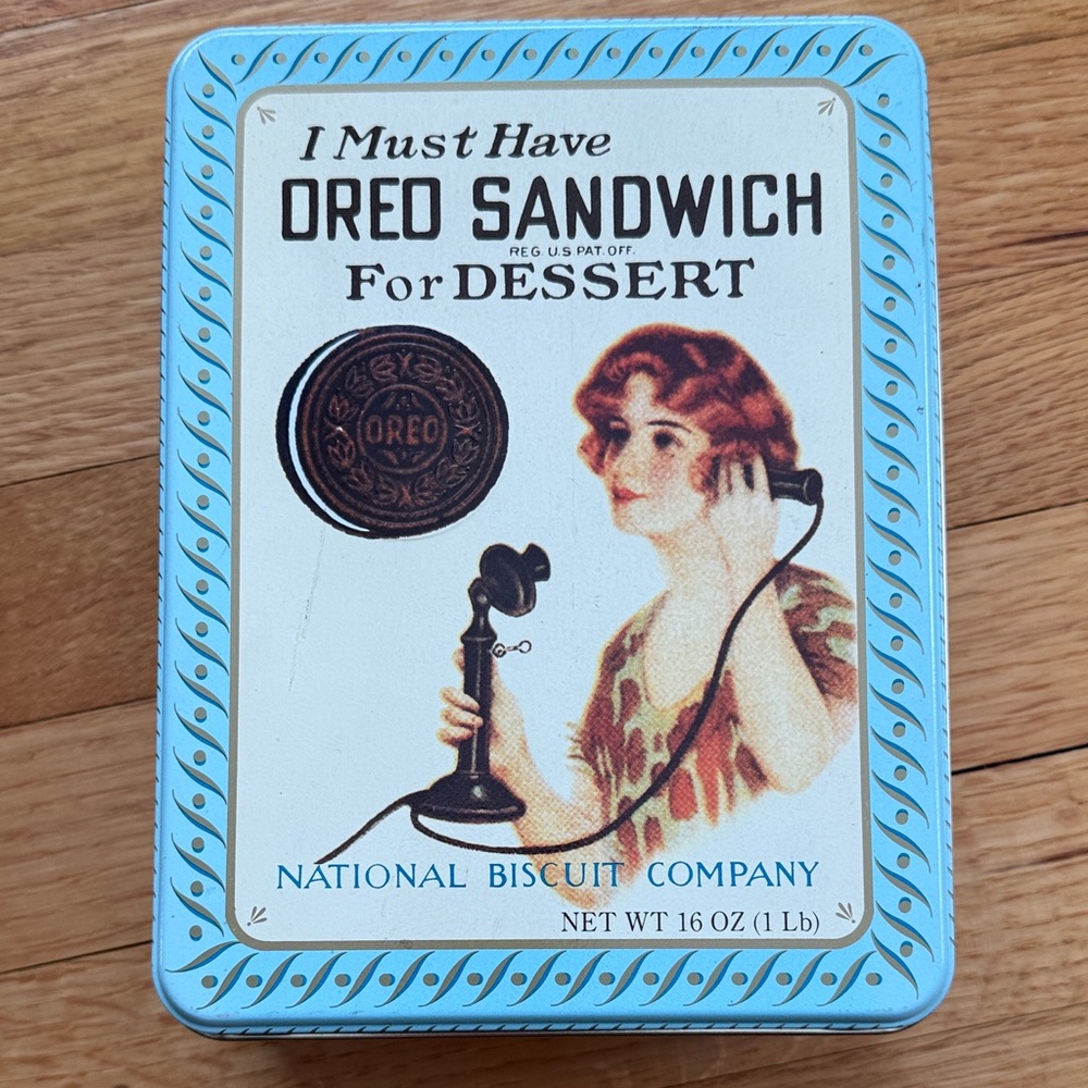 1986 Oreo Sandwich Tin